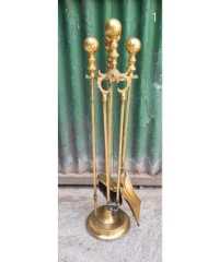 4 piece Brass Fireside Companion Set KAS536 (1)