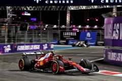 F1 | Button: “Hamilton? Stagione molto difficile, ma si è comportato molto bene”