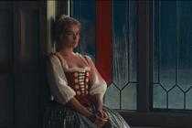 Margot Robbie dans « Hurlevent », d’Emerald Fennell.