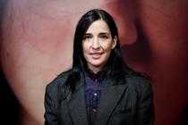 La réalisatrice espagnole Alauda Ruiz de Azúa, en octobre 2025 à Madrid.