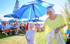 Mit R&B Express auf dem Dach der Bundeskunsthalle