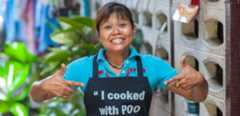 Cooking with Poo Cooking Class. Cooking with Poo at the Helping Hands Thai Cooking School. Copyright © 2022 Terence Carter / Grantourismo. All Rights Reserved.