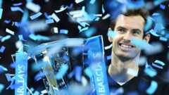 Andy Murray lifts the ATP World Tour Finals trophy