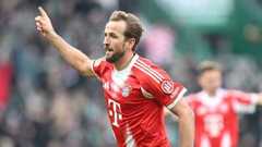 Harry Kane celebrates scoring against Werder Bremen in the Bundesliga