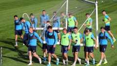 Dynamo Kyiv players move their training goal