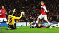 Jack Wilshere scores for Arsenal against Montpellier