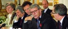 John Major hosting and Jacque Delors at a meeting in London in 1992