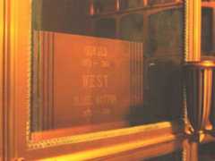 Larger memorial image loading...