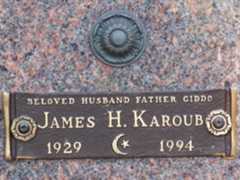 Larger memorial image loading...