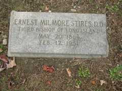 Larger memorial image loading...