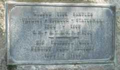 Larger memorial image loading...