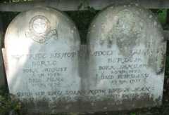 Larger memorial image loading...