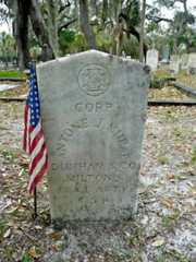 Larger memorial image loading...