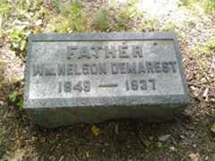 Larger memorial image loading...