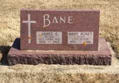 Larger memorial image loading...