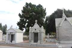 Larger memorial image loading...