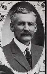 Larger memorial image loading...