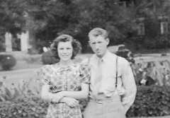 Larger memorial image loading...