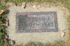 Larger memorial image loading...