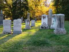 Larger memorial image loading...