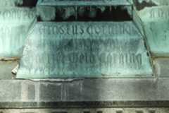 Larger memorial image loading...