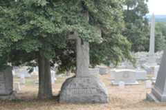 Larger memorial image loading...