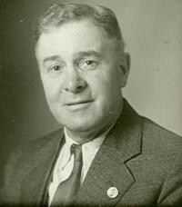 Larger memorial image loading...