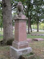 Larger memorial image loading...