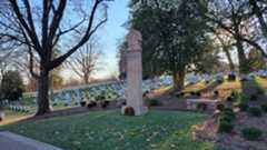 Larger memorial image loading...