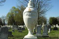 Larger memorial image loading...