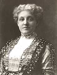 Larger memorial image loading...