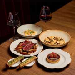 Plan The Most Romantic Valentine's Day Dinner In Hong Kong At These Restaurants