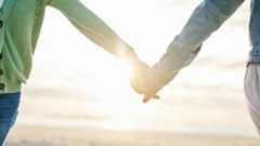 事実婚、同性カップル…結婚に“正解”はない。「誰かと生きていく」選択を応援するゼクシィの決断