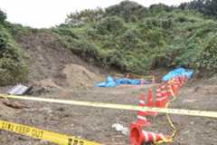 男性の遺体が遺棄された現場=24日午後1時ごろ、境町伏木