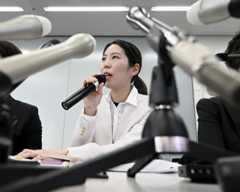 規定の見直しを求め、10日に記者会見する福間香奈女流六冠=大阪市北区