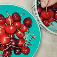 6 Foods to Eat for Better Sleep