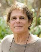 Yann Le Gac as Père Fouras