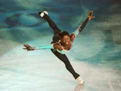 Qui est Surya Bonaly, la patineuse française qui a introduit pour la première fois le backflip sur la glace ?