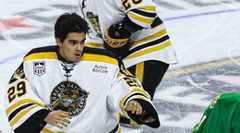 Roberto Leonardo Henriquez (vľavo).