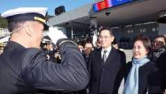 "수고했다" 장교 아들에 계급장 달아준 이재용…삼성가 총출동