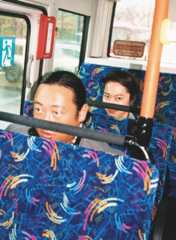 秋山竜次と金田哲、雑誌『with』に登場