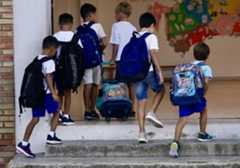 Denuncian a un niño de seis años por «abuso sexual» en un colegio de Grecia
