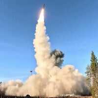 ILUSTRATIVE: This grab from a handout footage released by the Russian Defense Ministry press service on October 22, 2025, shows the launch of a missile during drills of the country's nuclear forces. (Handout / Russian Defense Ministry / AFP) ILUSTRATIVE: This grab from a handout footage released by the Russian Defense Ministry press service on October 22, 2025, shows the launch of a missile during drills of the country's nuclear forces. (Handout / Russian Defense Ministry / AFP)