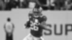 New York Giants running back Saquon Barkley (26) runs the ball during the first half of an NFL football game against the Washington Football Team, Thursday, Sept. 16, 2021, in Landover, Md. (AP Photo/Terrance Williams)