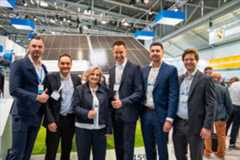 El acuerdo con Trinasolar refuerza el objetivo de lograr que el 25 % de la generación total del grupo proceda de energía solar. El acuerdo con Trinasolar refuerza el objetivo de lograr que el 25 % de la generación total del grupo proceda de energía solar.