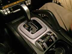 MTモード付6速ATシフトノブ。エアサス