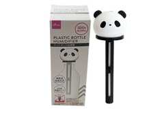 ペットボトル加湿器(パンダ2)300円(税込330円)水入りペットボトルに挿すだけでOKな卓上加湿器。ほかにシンプルデザインやハスキー犬版などシリーズ多彩
