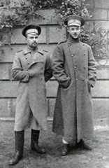Captain Jocelyn Hardy, on the right, with the Russian officer, Wasilief, with whom he escaped from Augustabad in 1915: Battle of Le Grand Fayt on 26th August 1914 in the First World War