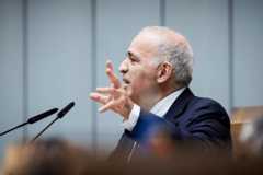 Kasparov, discurs dur la Washington: Ucraina este singura țară care ...