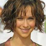 Jennifer Love Hewitt: Profile Jennifer Love Hewitt: Profile